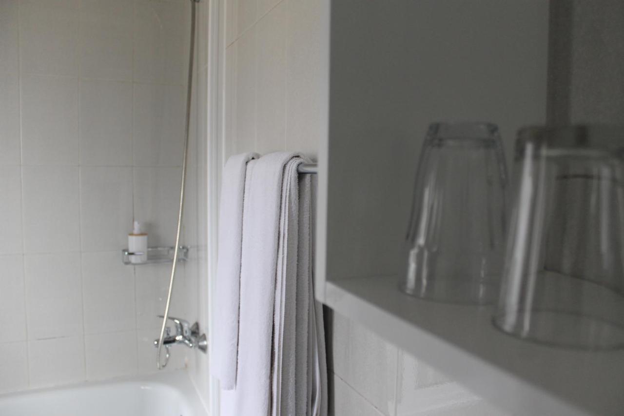 Vale A Pena Residencial Bed & Breakfast Транкозо Екстериор снимка