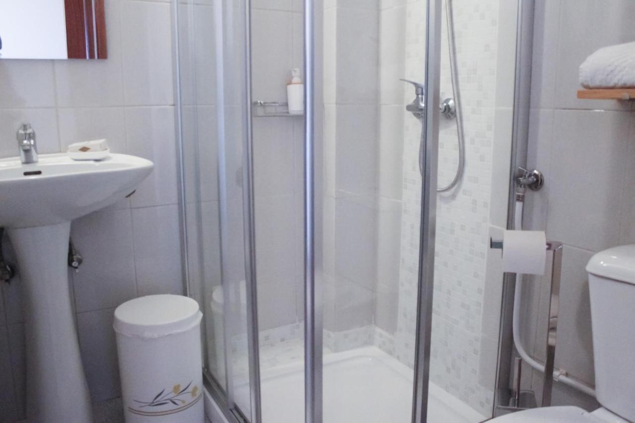 Vale A Pena Residencial Bed & Breakfast Транкозо Екстериор снимка